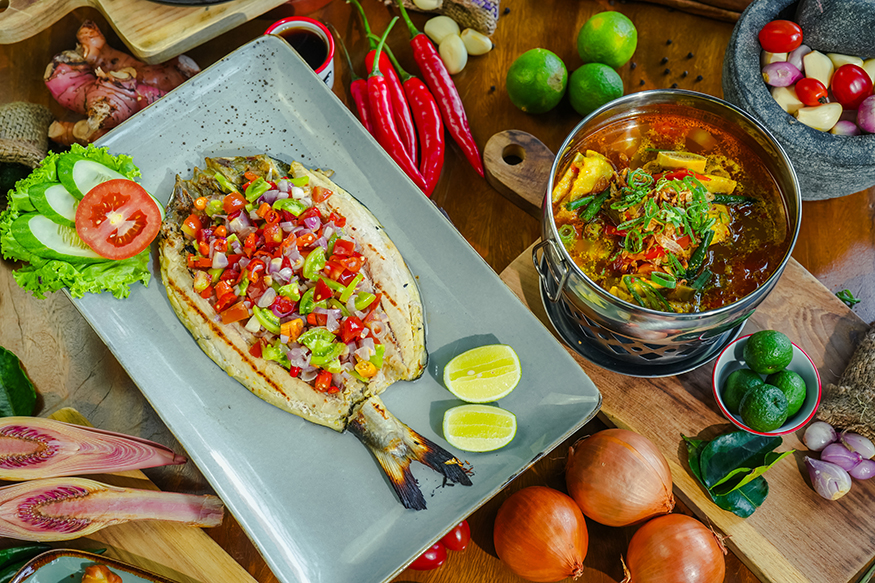 Ikan Bandeng Bakar Dabu Dabu dan Asam Asam Iga Cerita rasa Nusantara